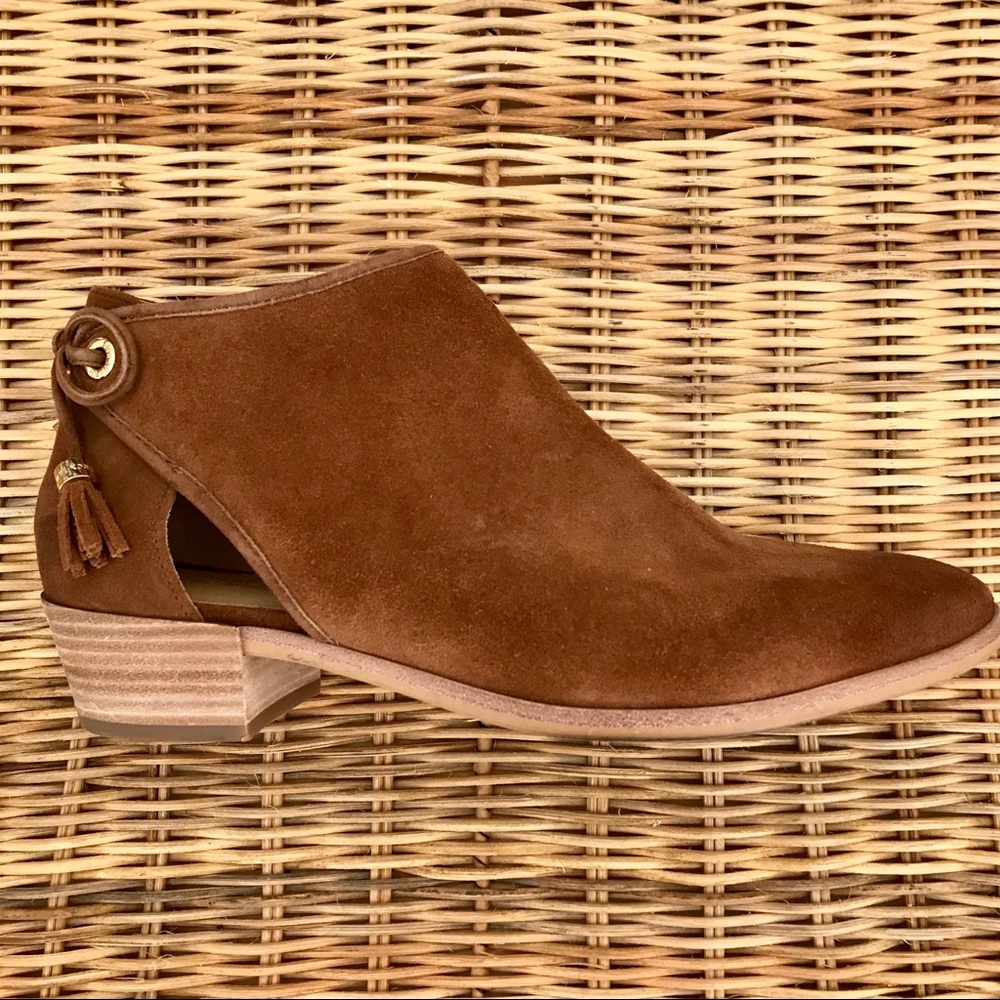 Michael Kors Booties! 😍😍😍